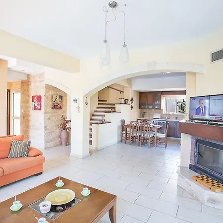 Villa Joely Aq Jo78 Paralimni