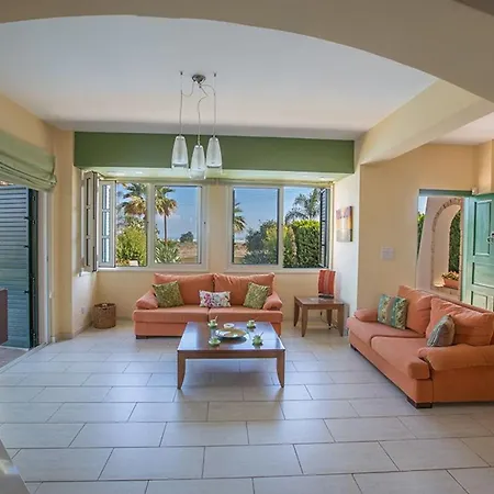 Matronas Titan - Stunning 5 Bedroom Protaras With Private Pool 别墅